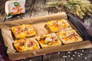 Sandwich cu Mozzarella Gourmet by Delaco, bacon si anghinare