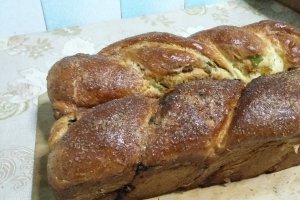 Cozonac cu nuca si mac