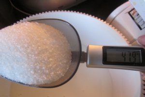 FOI FRAGEDE UMPLUTE CU CREMĂ DE LĂMÂIE