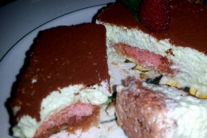 Tiramisu reteta cu menta si biscuiti roz - reteta 200