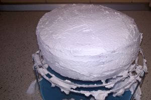 Tort cu frisca si ananas