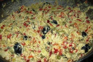 Salata de pui cu legume si maioneza