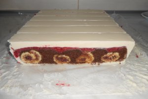Prajitura cu rulada, reteta nr. 800 si 3 ani de Bucataras