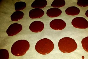 Macarons de ciocolată