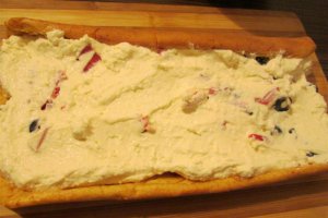 Rulada aperitiv cu crema de branza