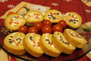 Rulada aperitiv cu crema de branza