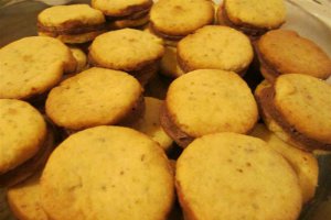 Islere cu crema  de ciocolata