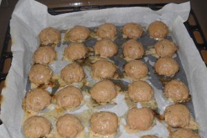 Chiftelute la cuptor