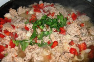 Musaca cu carne de porc si cartofi