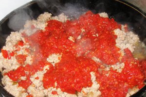 Musaca cu carne de porc si cartofi