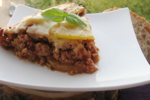 Musaca cu carne de porc si cartofi