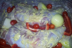 Pulpe de curcan cu mustar la cuptor