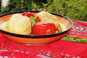 Ardei umpluţi la slow cooker Crock-Pot