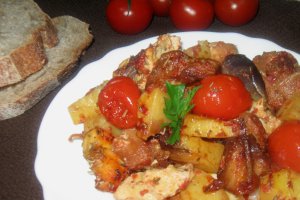 Cartofi copti cu carne