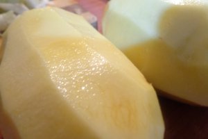 Supa cu zucchini si cartofi