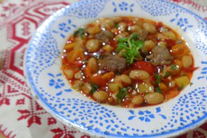 Babgulyas  cu carne de vitel