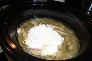 Ciulama de ciuperci cu mazare si muschiulet de pui la slow cooker Crock-Pot