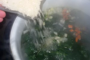 Ciorba de spanac cu orez