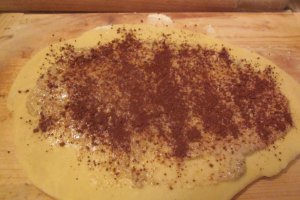 COZONAC CU NUCĂ, CACAO, CARAMEL ȘI NUCĂ DE COCOS
