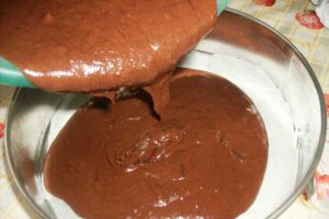 Tort ciocolatos