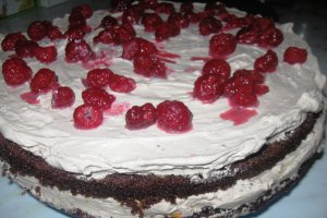 Tort Eva (cu zmeura, portocala si ciocolata)