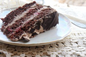 Tort Eva (cu zmeura, portocala si ciocolata)