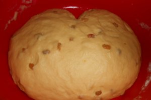 Cozonacei cu rahat si ciocolata