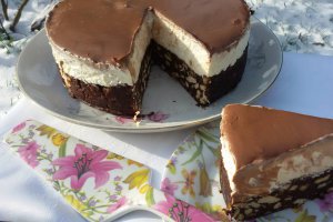 desert tort de biscuiti cu ciocolata