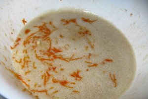 Clatite din banane (cu crema de branza si stafide)