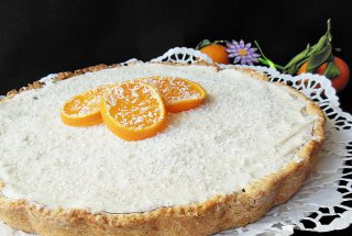Tarta cu visine, cirese si crema cu lapte de cocos