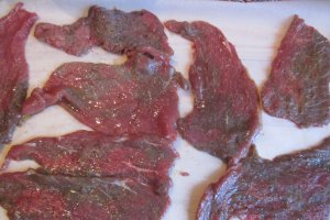 Rulouri din carne de manzat