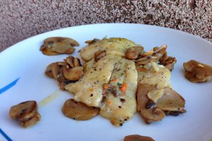Pangasius cu ciuperci si smantana la cuptor
