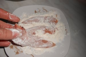 Muschiulet de pui in crusta de cascaval si mustar