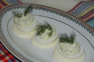 Oua umplute cu branza