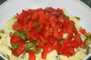 Salata cu tortelloni