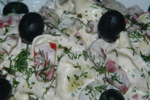 Salata cu tortelloni