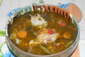 Ciorba de pui cu zeama de varza