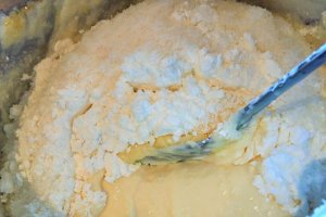 Prajitura minunata cu branza dulce si ciocolata