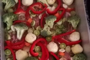 Friptura de porc la cuptor cu legume