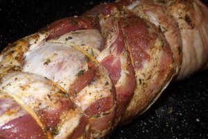 Rulada din fleica de porc la slow cooker Crock-Pot