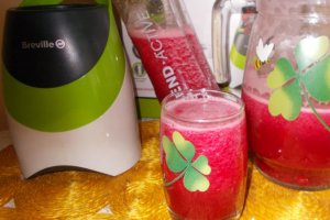 Smoothie rosu