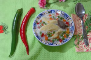 Supa de vitel cu mazare, smantana si tarhon