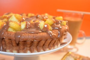 Sufleu de branza cu ciocolata si mere caramelizate