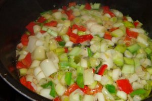 Ciorba de varza cu orez si sorici afumati