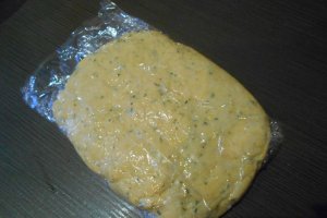 Biscuiti aperitiv cu cimbru 