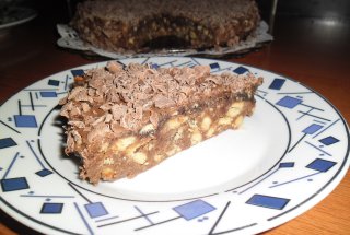 Tort de biscuiti cu ciocolata