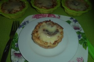 Tarte de piure,ou si cascaval la cuptor