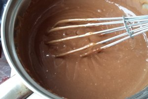Prajitura cu nuca si crema de ciocolata