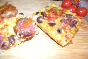 Pizza cu blat pufos