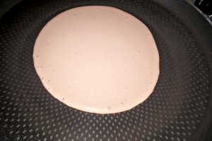 Clatite cu ciocolata si cappuccino